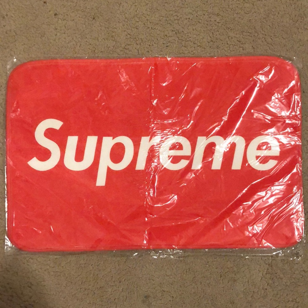 Supreme Mat/Rug